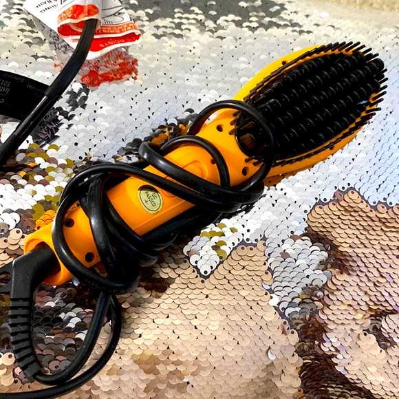 Sephora Other - Soleil mini hot brush